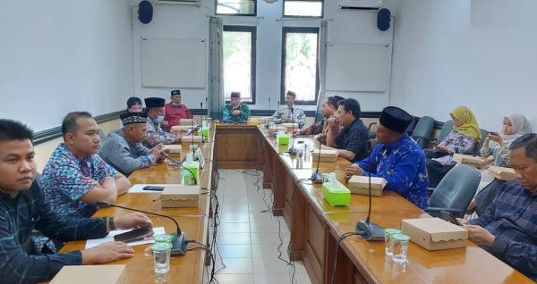 Kunker Wakil Ketua III, Komisi I dan IV DPRD Kabupaten Rembang di DPRD Kabupaten Pasuruan