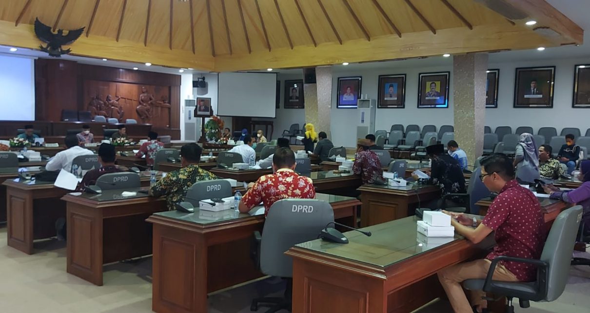 Rapat Pimpinan Gabungan DPRD Kabupaten Rembang