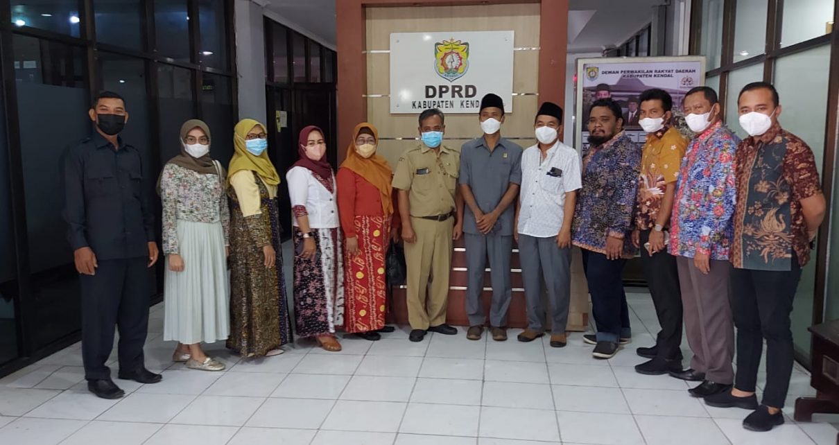 Kunjungan Kerja Pimpinan dan Anggota Komisi IV DPRD Kabupaten Rembang di DPRD Kabupaten Kendal