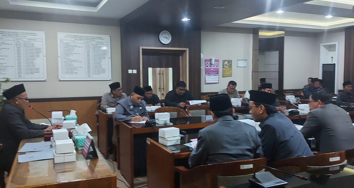 Rapat Badan Anggaran DPRD Kabupaten Rembang dengan Tapd Kabupaten Rembang