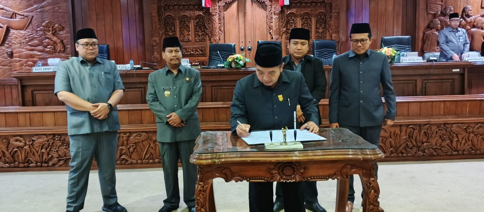 DPRD SETUJUI RAPERDA PEMBANGUNAN JANGKA MENENGAH DAERAH 2025-2029