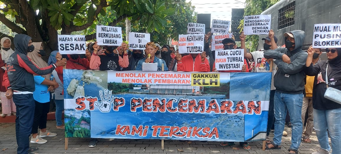 MASALAH PENCEMARAN LINGKUNGAN TAK KUNJUNG USAI,WARGA BANYUDONO KEMBALI DATANGI KANTOR DPRD DAN BUPATI REMBANG