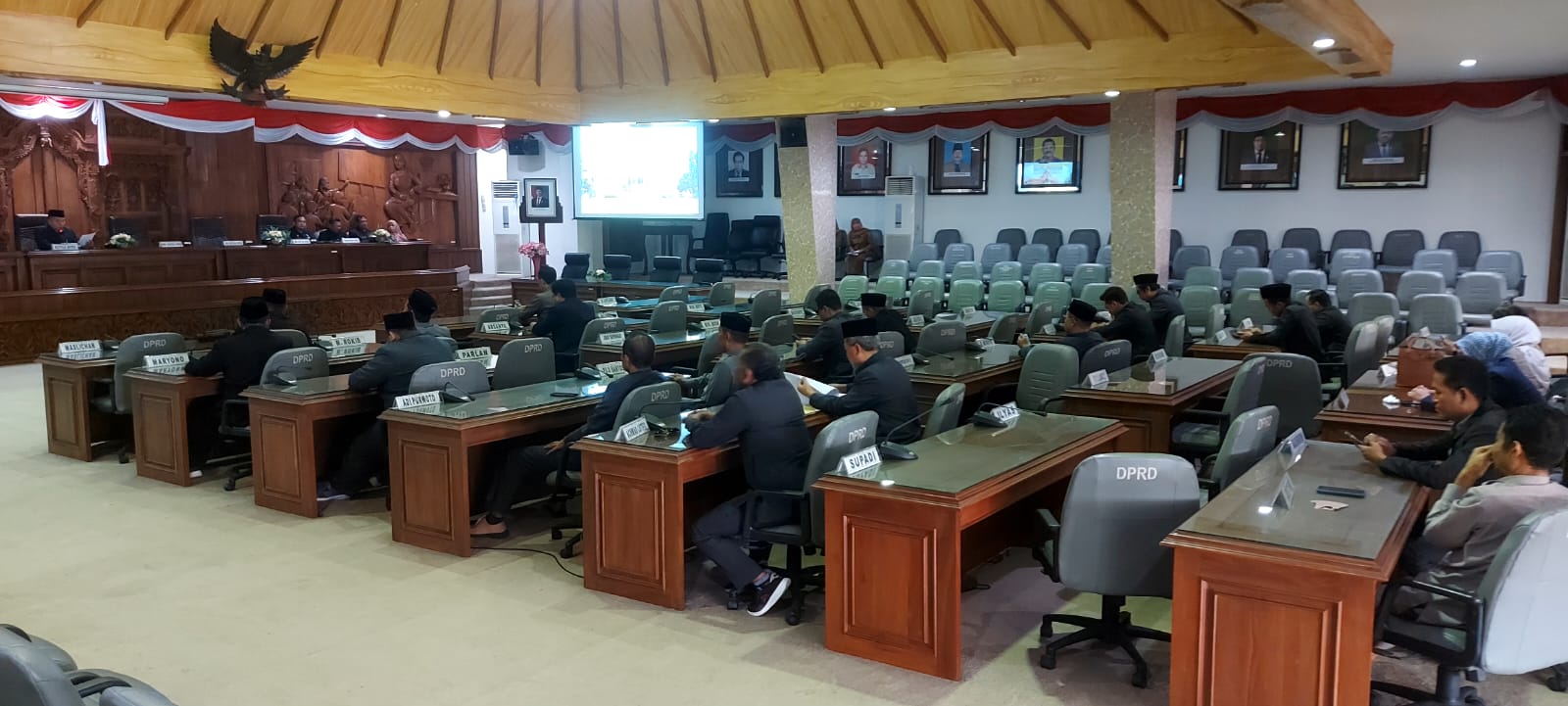 PARIPURNA POKOK POKOK PIKIRAN DPRD