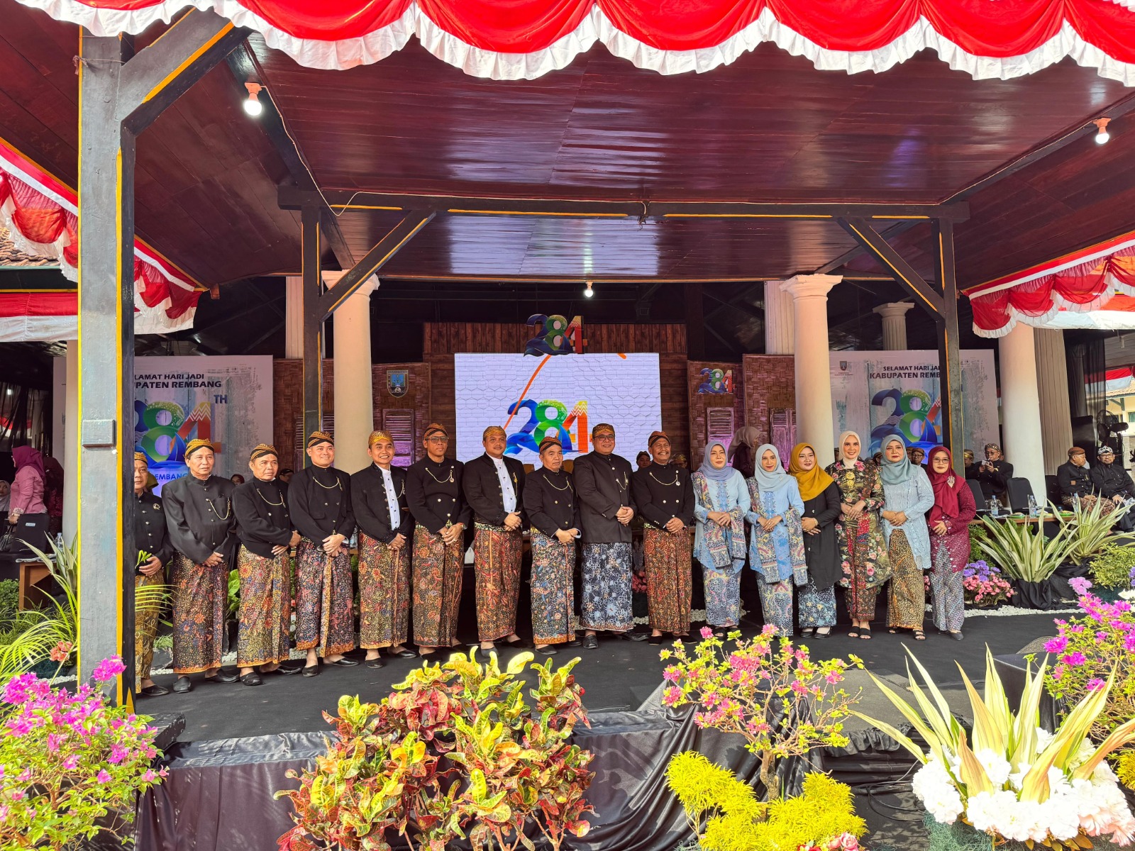 PIMPINAN DPRD HADIRI UPACARA HARI JADI KABUPATEN REMBANG KE 285