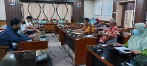 Rapat Sekretariat DPRD Kabupaten Rembang dengan Wartawan