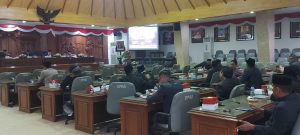 Rapat Paripurna DPRD Kabupaten Rembang dalam rangka persetujuan atas peraturan DPRD tentang Perubahan Tata tertib