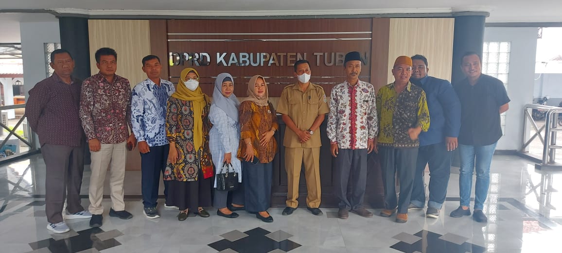 KUNJUNGAN KERJA PIMPINAN  DAN ANGGOTA KOMISI IV  DPRD KABUPATEN REMBANG DI DPRD KABUPATEN TUBAN
