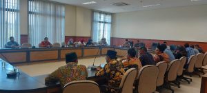 Wakil Ketua II bersama Komisi III dan Komisi IV dalam agenda kunjungan kerja di DPRD bangkalan