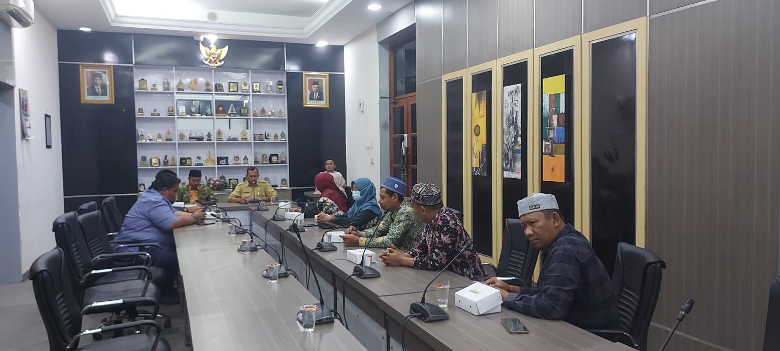 KUNJUNGAN KERJA PIMPINAN DAN ANGGOTA KOMISI IV DPRD KABUPATEN REMBANG DI DPRD KABUPATEN GRESIK.