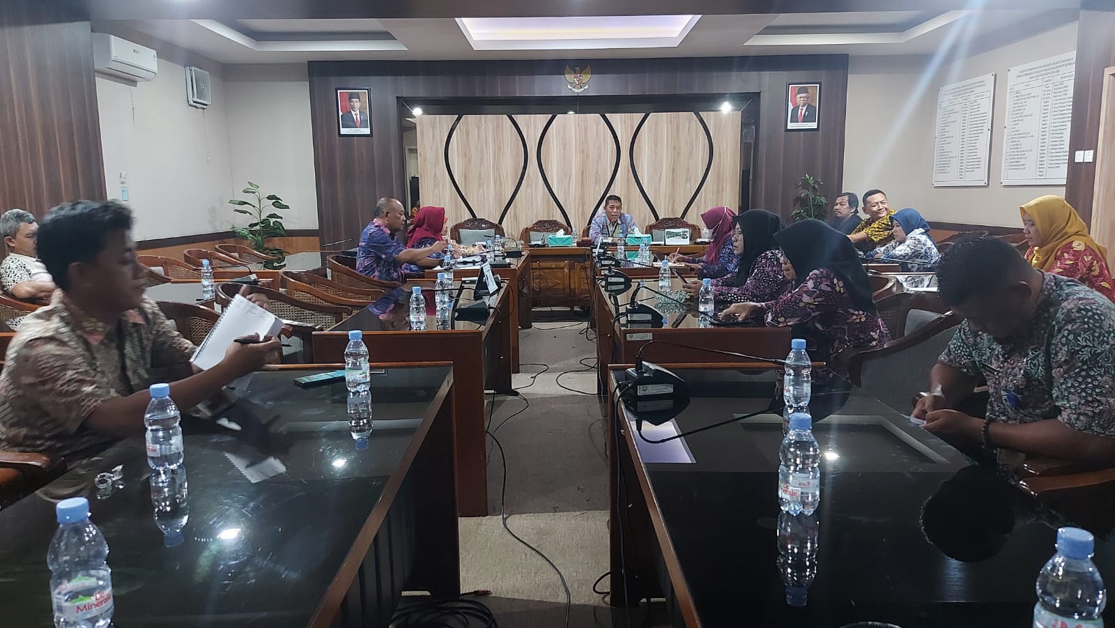RAPAT STAF DALAM RANGKA KOORDINASI RENCANA KERJA TAHUN 2024 DAN EVALUASI KEGIATAN TAHUN 2023