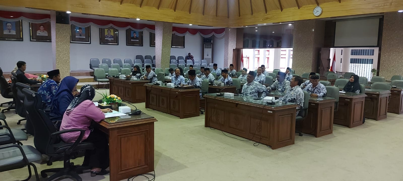 AUDENSI KOMISI IV DPRD KABUPATEN REMBANG DENGAN PGRI KABUPATEN REMBANG