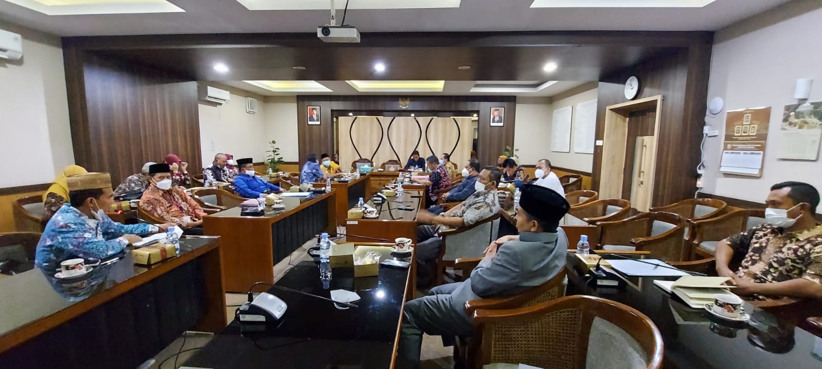 RAPAT KERJA KOMISI IV DPRD KABUPATEN REMBANG DENGAN SMP NEGERI 1 REMBANG
